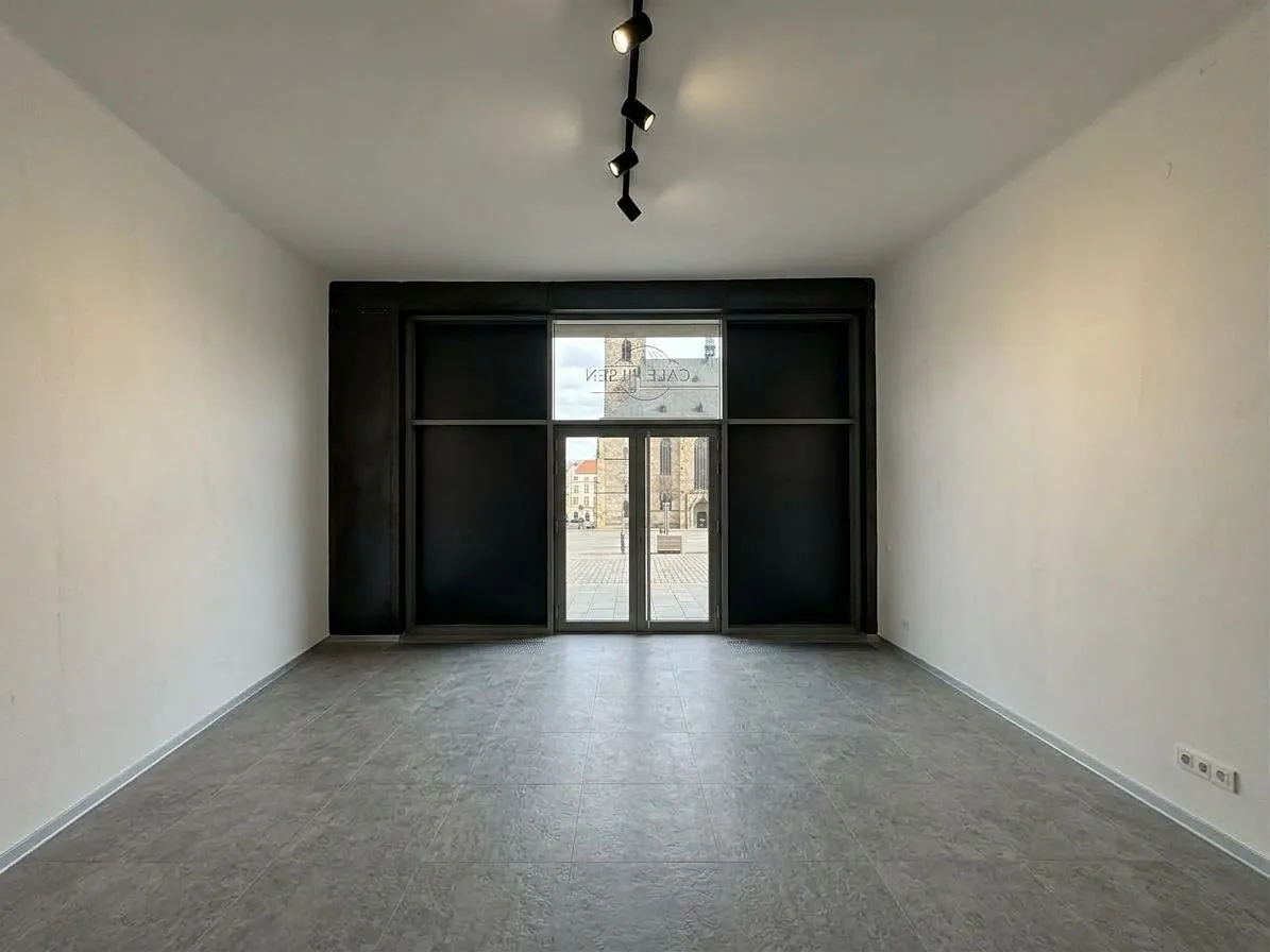 Pronájem obchodního prostoru 48 m²